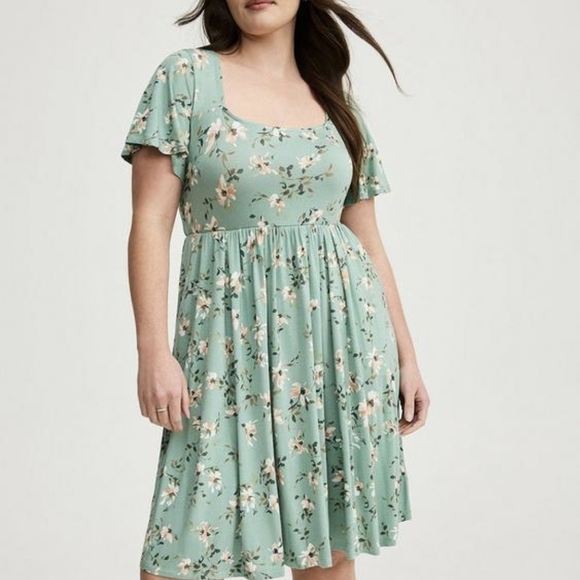 Torrid Super Soft Light Green Floral Mini Dress, Size 1X - Picture 2 of 5